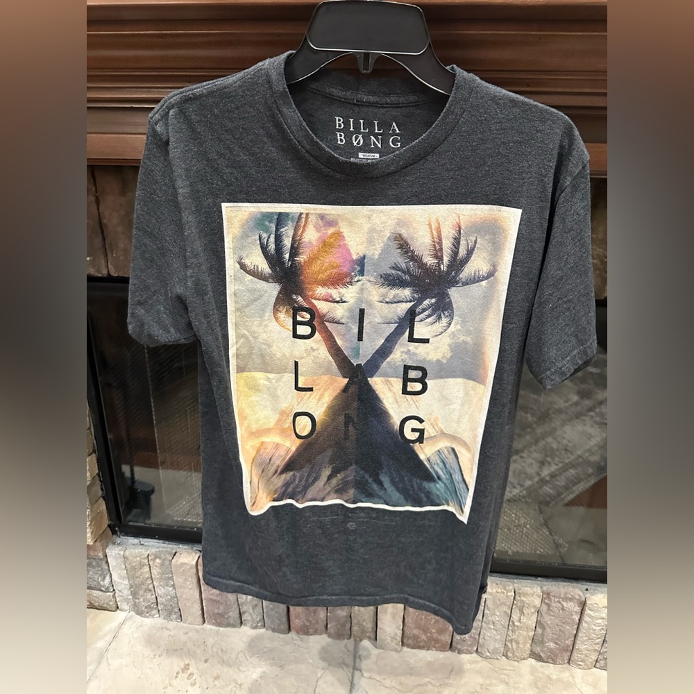 Billabong grey shirt size medium men’s